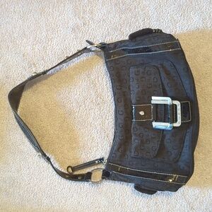 Guess vintage purse black with lots of pockets